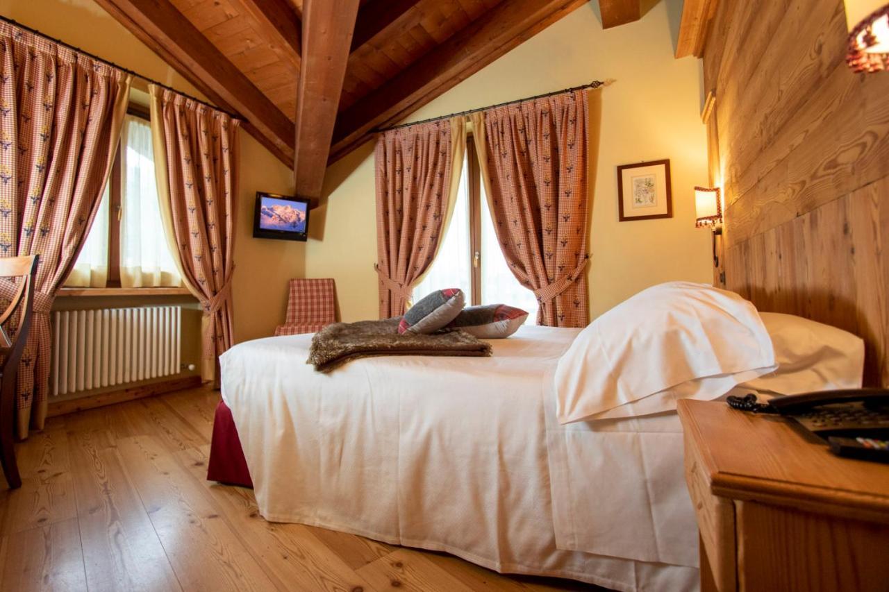Laghetto Alpine Hotel & Restaurant Brusson Extérieur photo