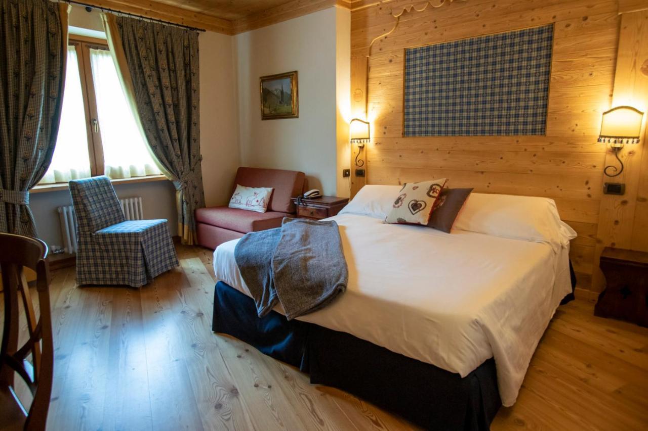Laghetto Alpine Hotel & Restaurant Brusson Extérieur photo