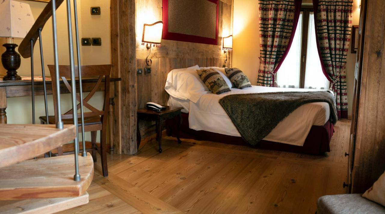 Laghetto Alpine Hotel & Restaurant Brusson Extérieur photo