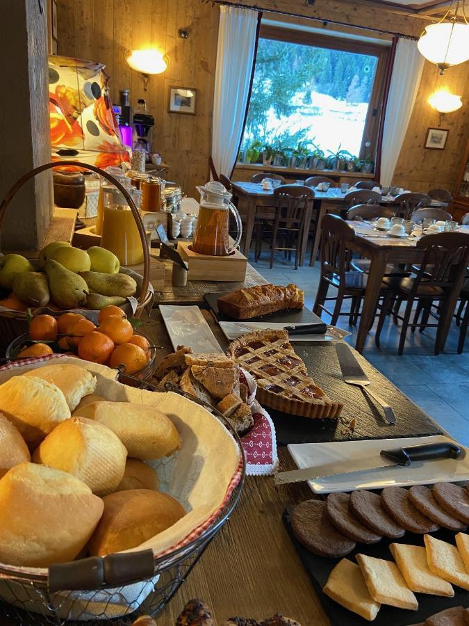 Laghetto Alpine Hotel & Restaurant Brusson Extérieur photo
